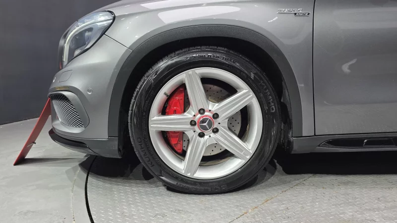 Mercedes-Benz GLA-Class