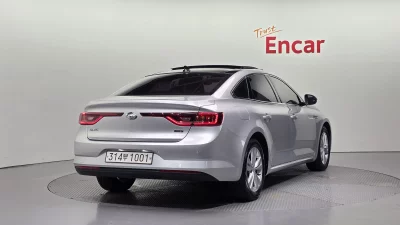 Renault SM6