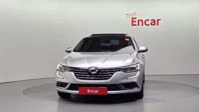 Renault SM6
