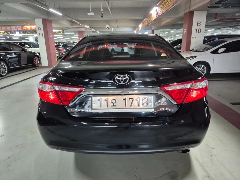 Toyota CAMRY