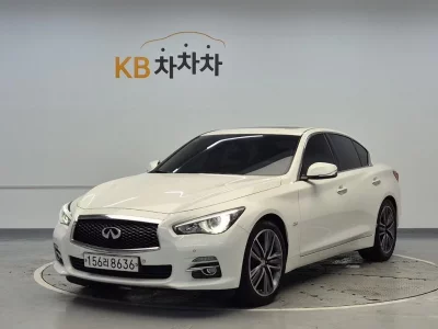 Infiniti Q50