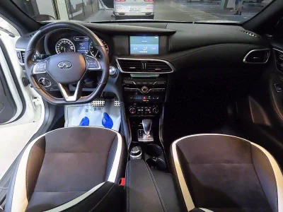 Infiniti Q30