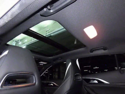 Infiniti Q30