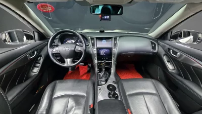 Infiniti Q50