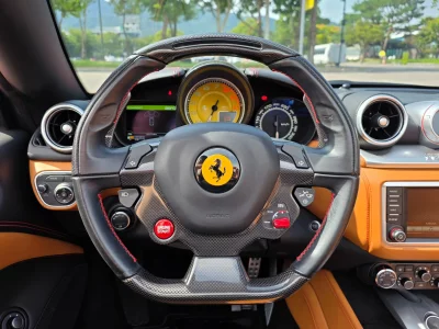 Ferrari CALIFORNIA