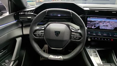 Peugeot 408
