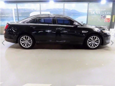 Ford TAURUS