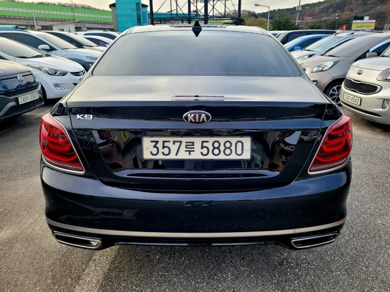 Kia K9