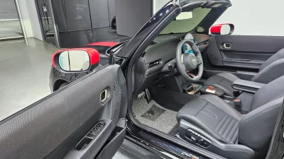 MINI Cooper Convertible