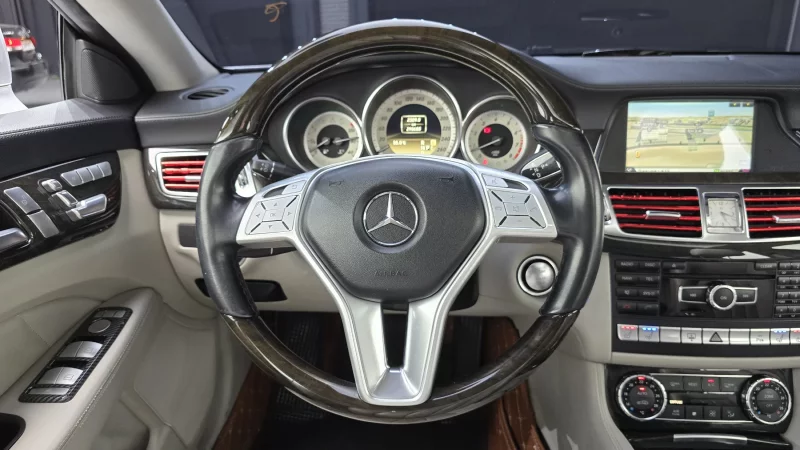 Mercedes-Benz CLS-Class