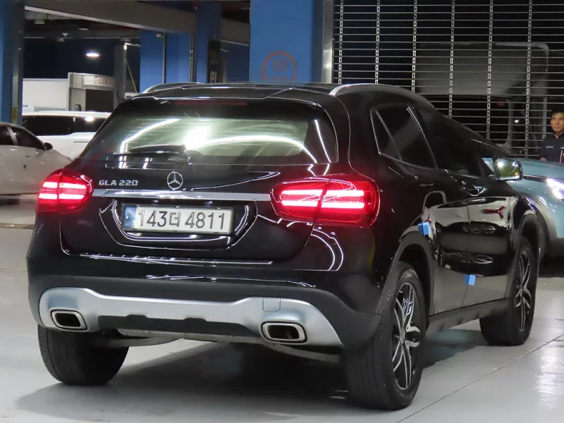 Mercedes-Benz GLA-Class