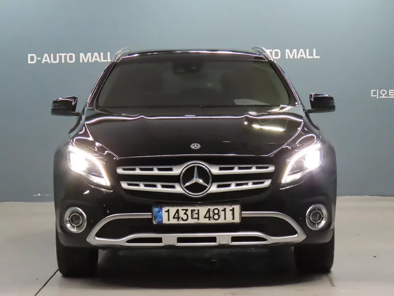 Mercedes-Benz GLA-Class