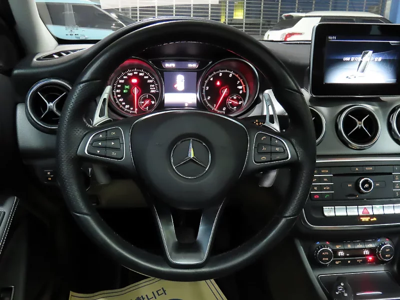 Mercedes-Benz GLA-Class