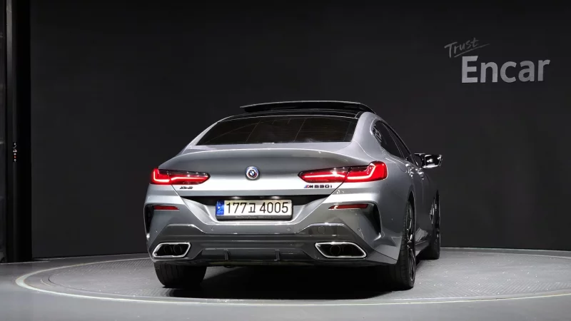 BMW 8-Series
