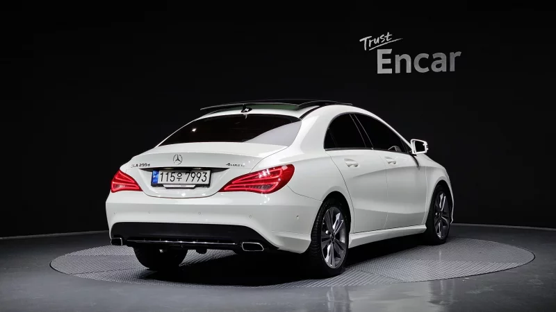 Mercedes-Benz CLA-Class