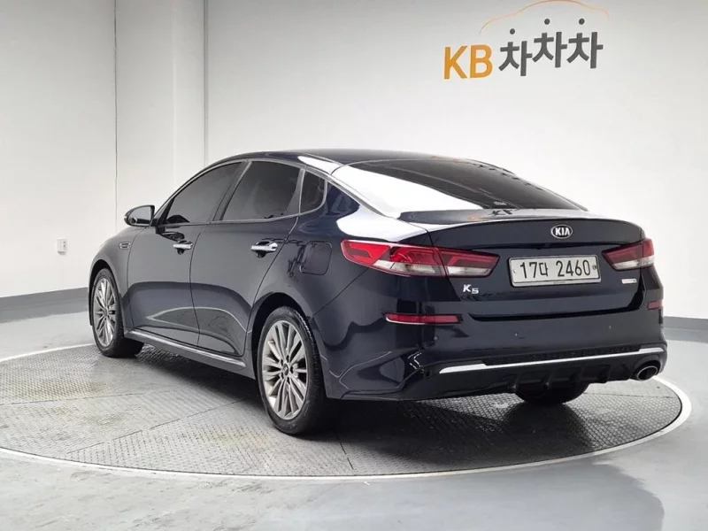 Kia K5