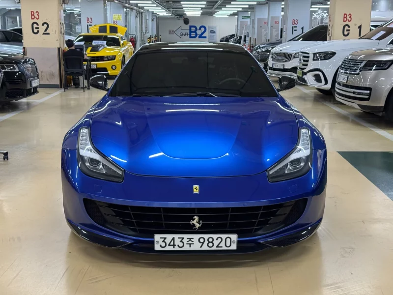Ferrari GTC4 Lusso