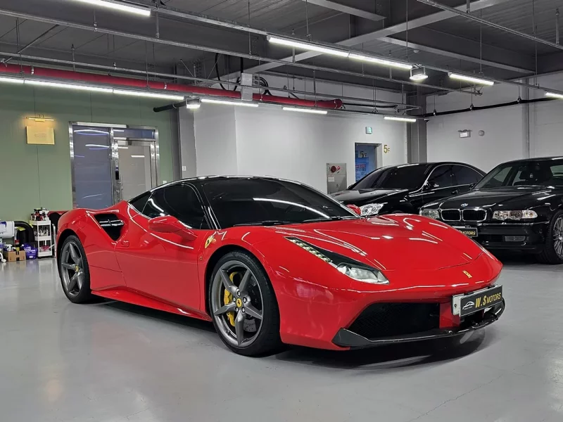 Ferrari 488