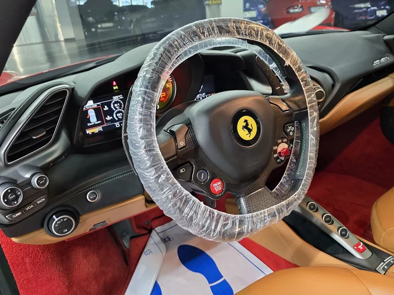 Ferrari 488