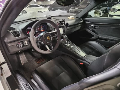 Porsche CAYMAN