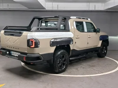 Kia Tasman