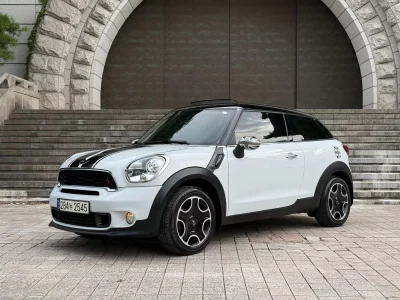 MINI Paceman