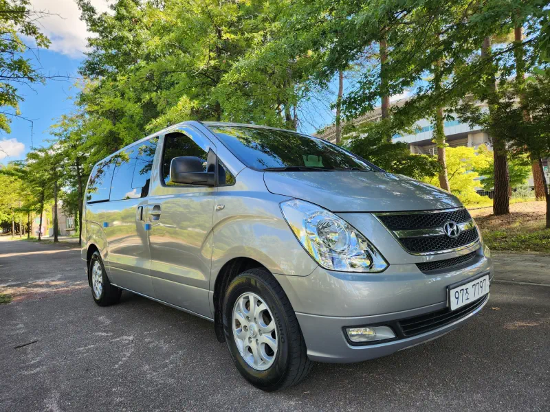 Hyundai Grand Starex