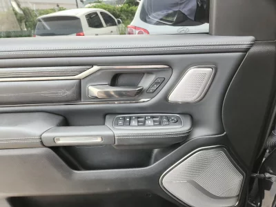 Dodge Ram Pick Up