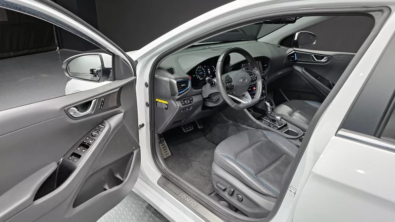 Hyundai Ioniq