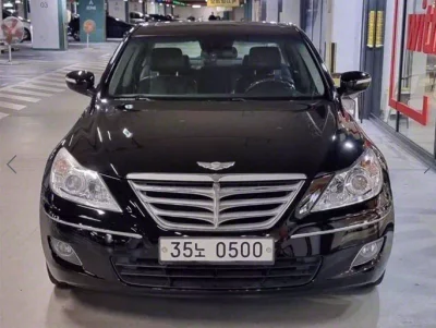 Hyundai Genesis