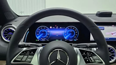 Mercedes-Benz EQB