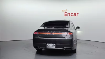 Lincoln MKZ