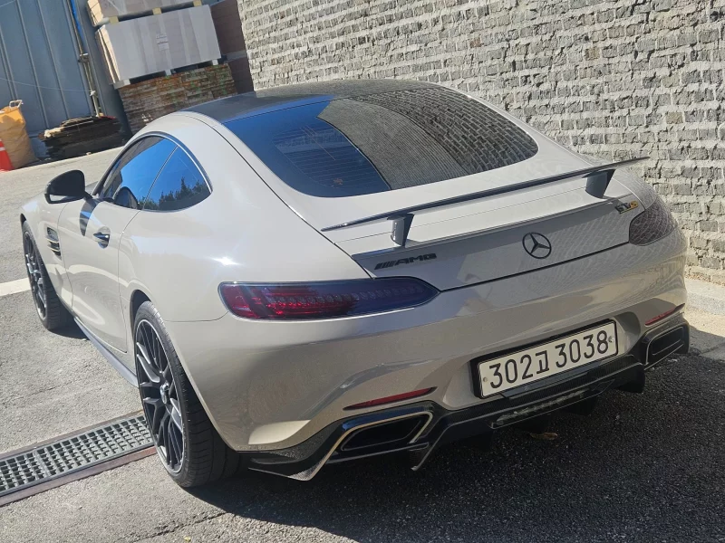 Mercedes-Benz AMG GT