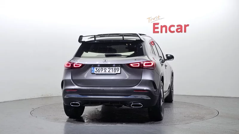 Mercedes-Benz GLA-Class