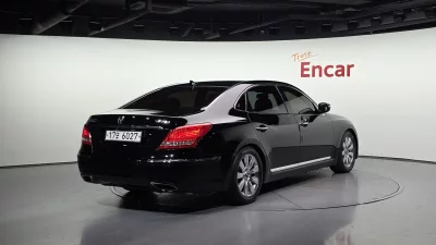 Hyundai Equus