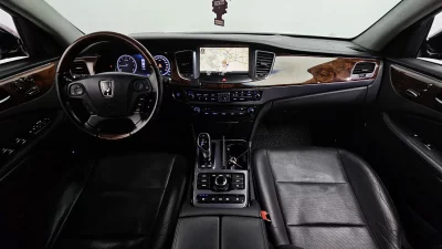 Hyundai Equus