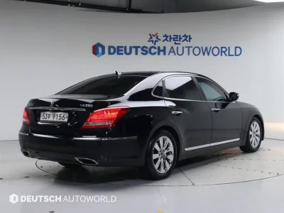 Hyundai Equus