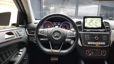 Mercedes-Benz GLE-Class