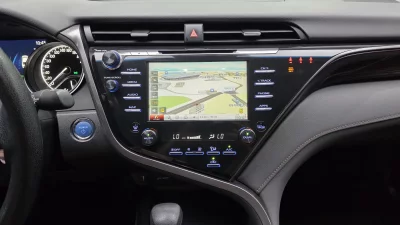 Toyota CAMRY