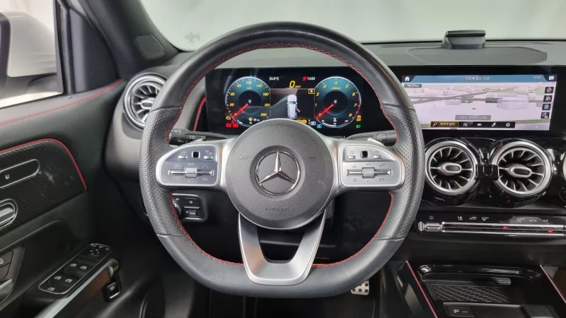 Mercedes-Benz GLB-Class