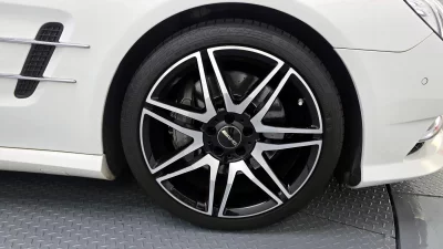 Mercedes-Benz SL-Class