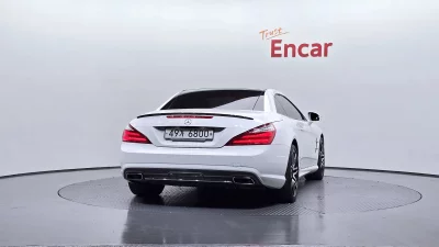 Mercedes-Benz SL-Class