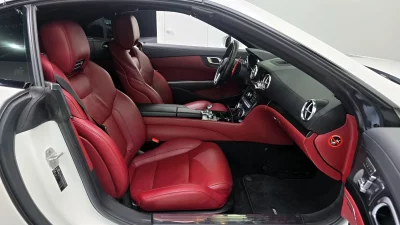 Mercedes-Benz SL-Class