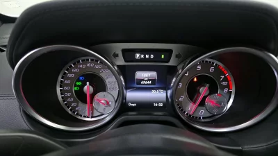 Mercedes-Benz SL-Class
