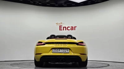 Porsche 718