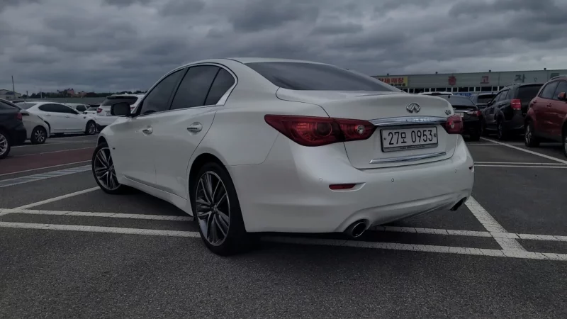 Infiniti Q50