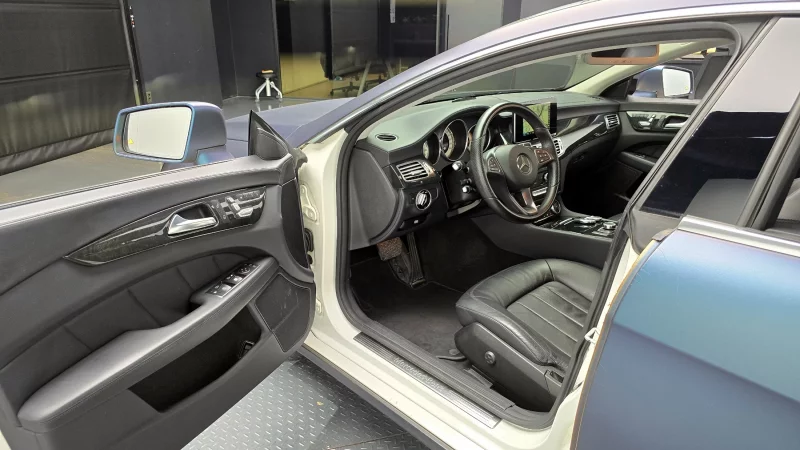 Mercedes-Benz CLS-Class