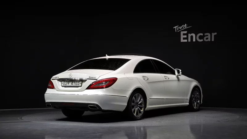 Mercedes-Benz CLS-Class