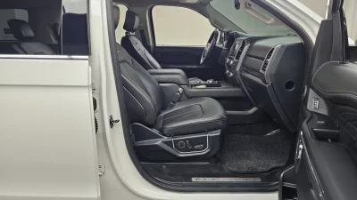 Ford EXPEDITION