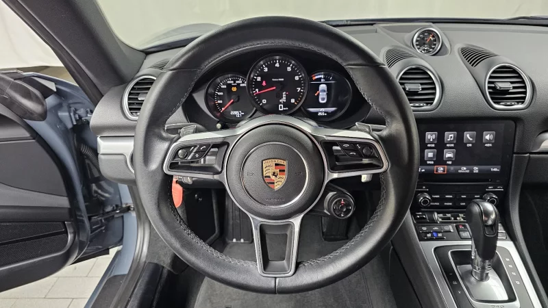 Porsche 718